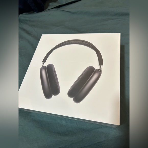 AirPods Max